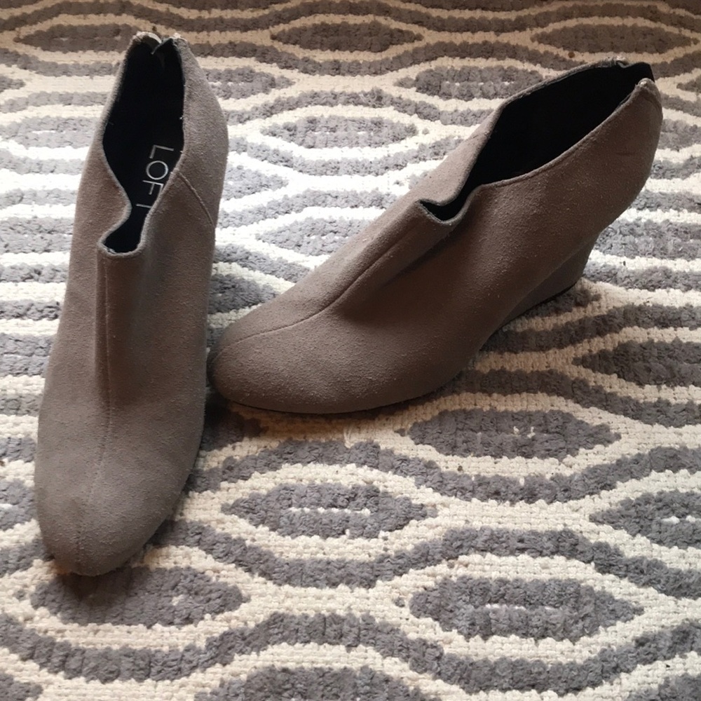 Grey suede loft booties